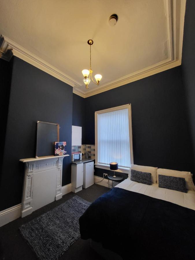 Large Digbeth Double Room Shared Bathroom Birmingham Eksteriør billede